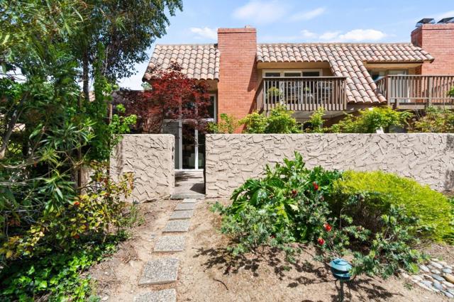283 Casitas Bulevar, Los Gatos CA: https://media.crmls.org/mediaz/ec8c58e3-2fbe-44d1-96a9-8527b90f3760.jpg