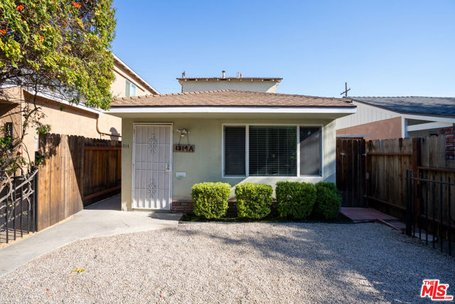 1314 North Hollywood Way photo 4