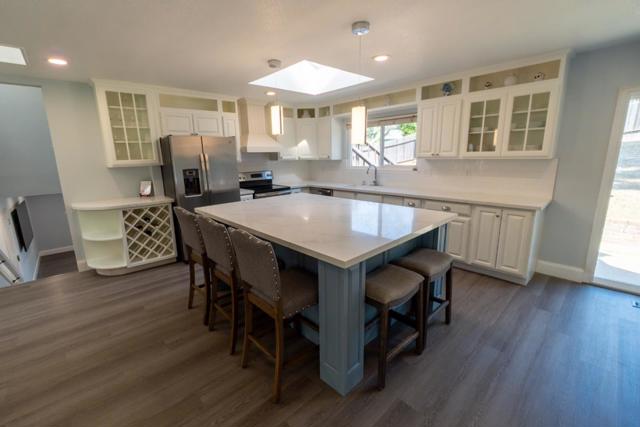 15105 Charter Oak Boulevard, Salinas CA: https://media.crmls.org/mediaz/ec8cac86-e24e-4fc8-8a7f-2d00bb97d9dc.jpg