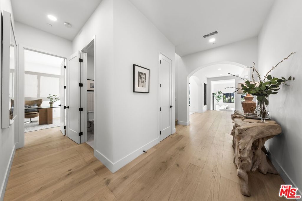 MLS #26850701 image #5