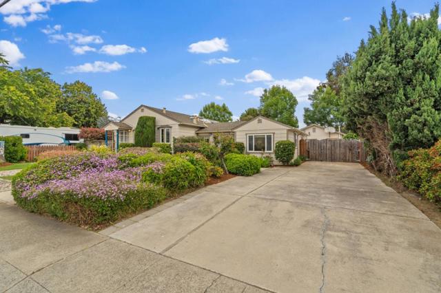 3150 Riddle Road, San Jose CA: https://media.crmls.org/mediaz/ec8d051e-e74e-4935-9021-fe37a9747a54.jpg