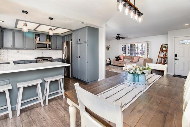23912 Benito Way, Ramona CA: https://media.crmls.org/mediaz/ec8ff602-b4d7-4c5d-8785-50a540e95606.jpg