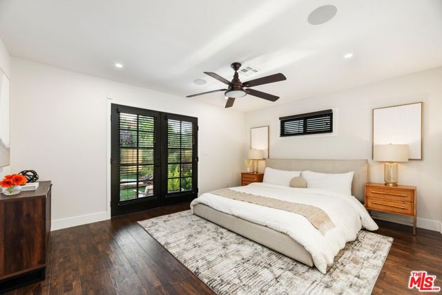 1225 S Cloverdale Avenue, Los Angeles CA: https://media.crmls.org/mediaz/ec91000f-e41d-4e35-8a42-554a409ac5f6.jpg