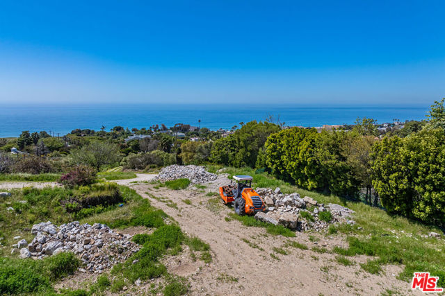 Drew Fenton | 30601 Morning View Drive Malibu CA | MLS: 7173025