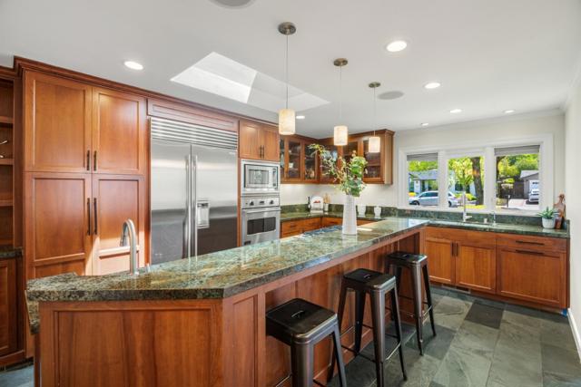 137 Fairmead Lane, Los Gatos CA: https://media.crmls.org/mediaz/ec92f2a3-0a60-4380-94bb-2854cb601caa.jpg
