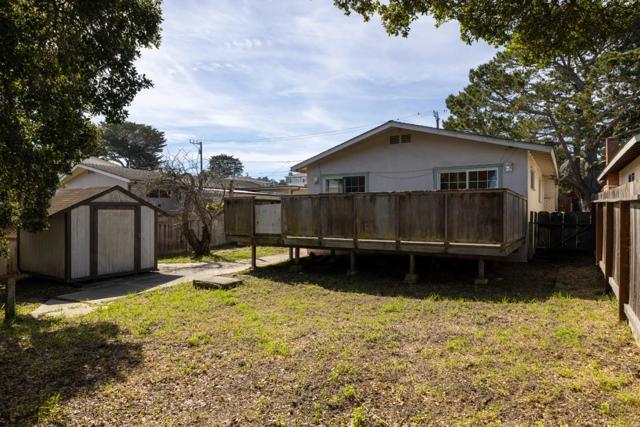 662 Oak Street, Monterey CA: https://media.crmls.org/mediaz/ec93503e-7c93-4f3b-9f1a-e26ec5a7f945.jpg
