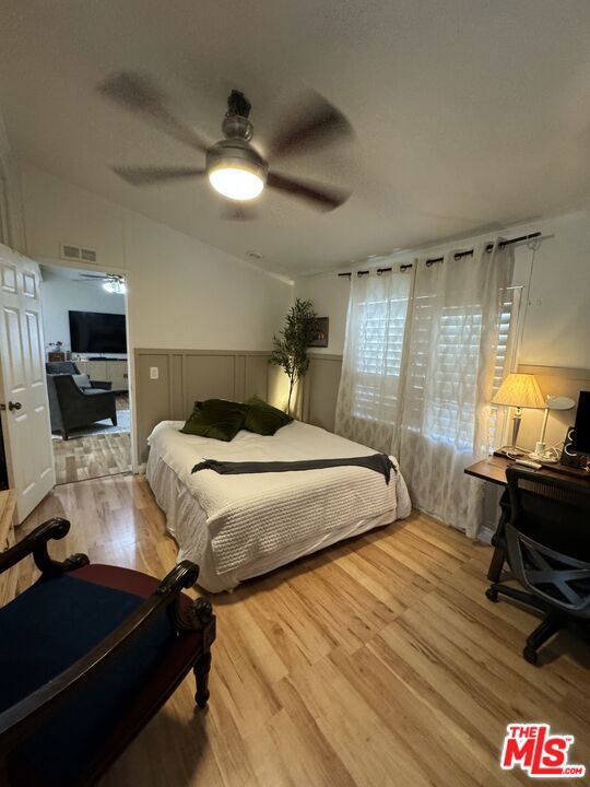 25000 Hawkbryn Avenue, Newhall CA: https://media.crmls.org/mediaz/ec9376d4-6ba5-4834-8819-2f0b8f92a5e2.jpg