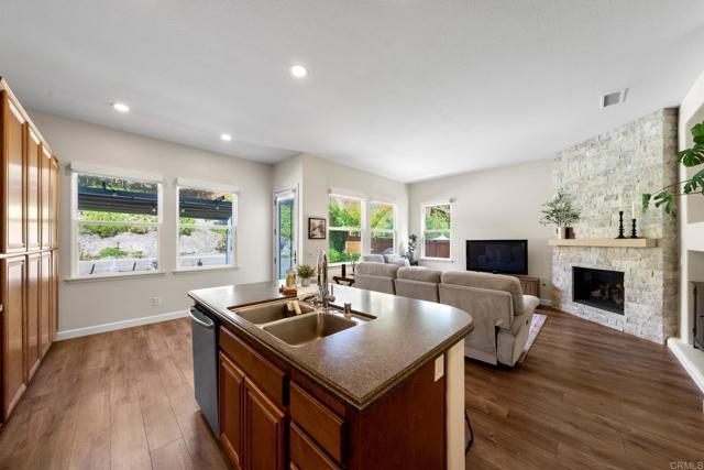 2710 Valleycreek Drive, Chula Vista CA: https://media.crmls.org/mediaz/ec9380c4-f432-4ceb-b41c-eb18b8f75ae0.jpg
