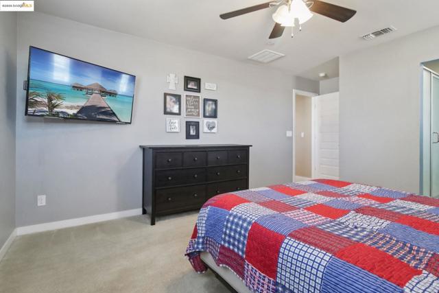 124 Clear Lake Ct, Oakley CA: https://media.crmls.org/mediaz/ec94e80f-d21a-4b3f-aa15-3ce1887f96be.jpg