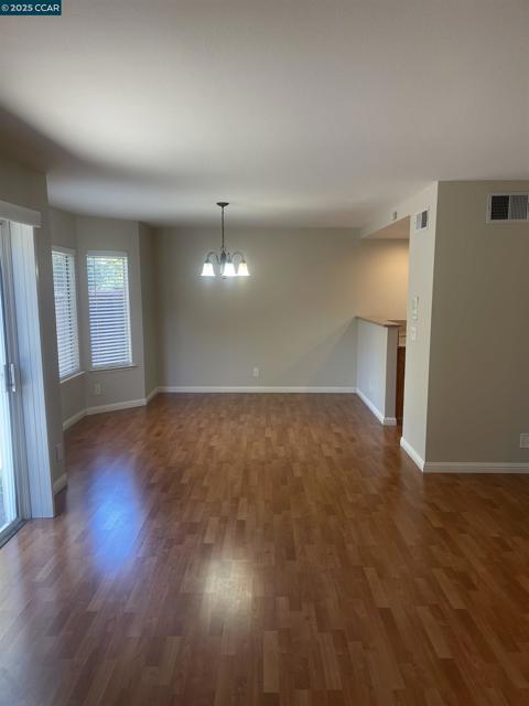 658 S Blackbrush Lane, San Ramon CA: https://media.crmls.org/mediaz/ec95750b-04ba-4fd6-8c1d-da9d89803c5e.jpg