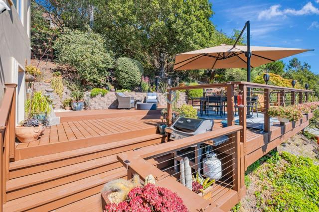 3300 Crystal Heights Drive, Soquel CA: https://media.crmls.org/mediaz/ec958a0f-6fc9-4fed-9abd-bb48530cfdd0.jpg