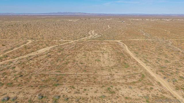 0 Marrakesh AVE, Phelan CA: https://media.crmls.org/mediaz/ec97657a-44bc-49d9-9bf1-8fa61e39e3cd.jpg