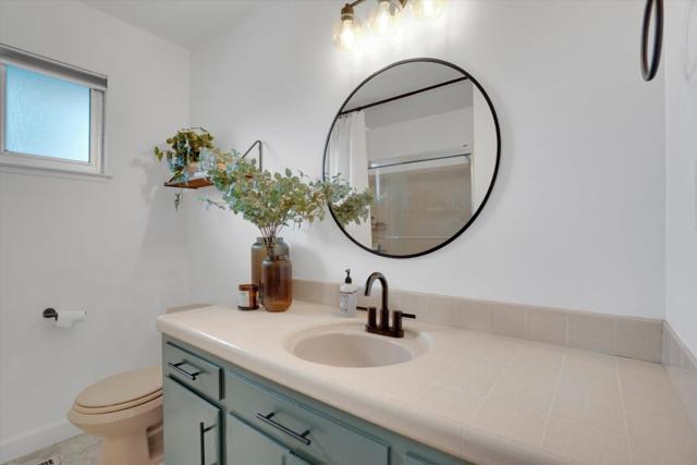 1198 Quail Ct, Concord CA: https://media.crmls.org/mediaz/ec9862b9-66be-48a9-8b4a-c03c785cccb9.jpg