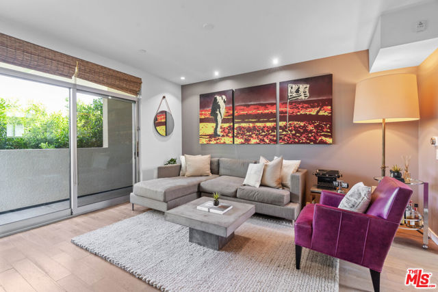 944 N Stanley Avenue, West Hollywood CA: https://media.crmls.org/mediaz/ec98719c-a072-4f44-804b-8cc5c258e92d.jpg