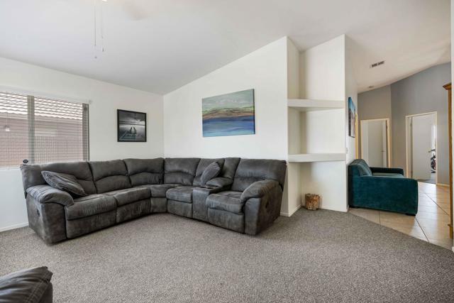 Image 21 of 46 For 1229 Roselle Avenue