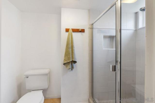 13874 Amber Sky Ln, San Diego CA: https://media.crmls.org/mediaz/ec9a1bc5-5a67-420e-914d-4d43508c3d5c.jpg