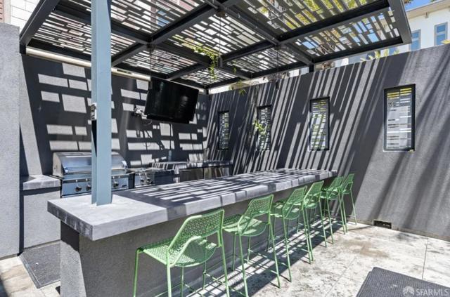 5565 Holly Bay Avenue, Dublin CA: https://media.crmls.org/mediaz/ec9a3a3a-870e-450f-864b-29de27804d17.jpg