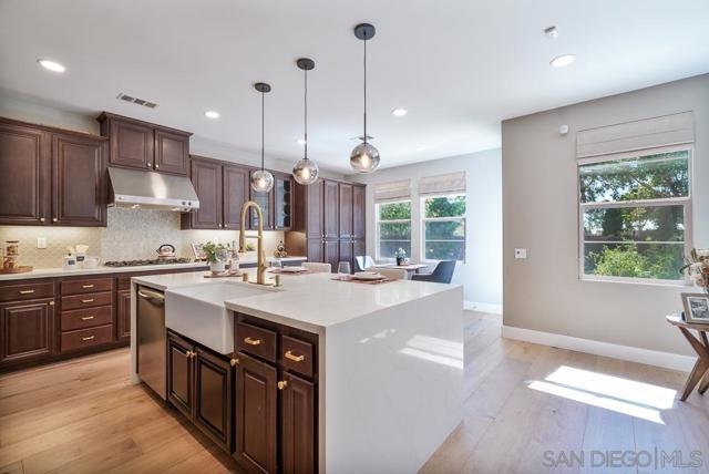 8297 Katherine Claire Lane, San Diego CA: https://media.crmls.org/mediaz/ec9af1ce-1123-44f0-9deb-67849ea3567f.jpg