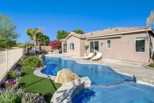 Image 35 of 40 For 43179 Corte Del Oro