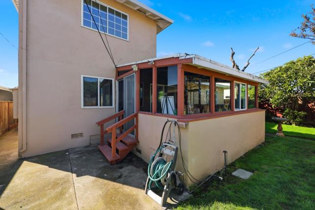 532 Theresa Drive, South San Francisco CA: https://media.crmls.org/mediaz/ec9bf9af-d834-4523-8f97-7f952094175e.jpg