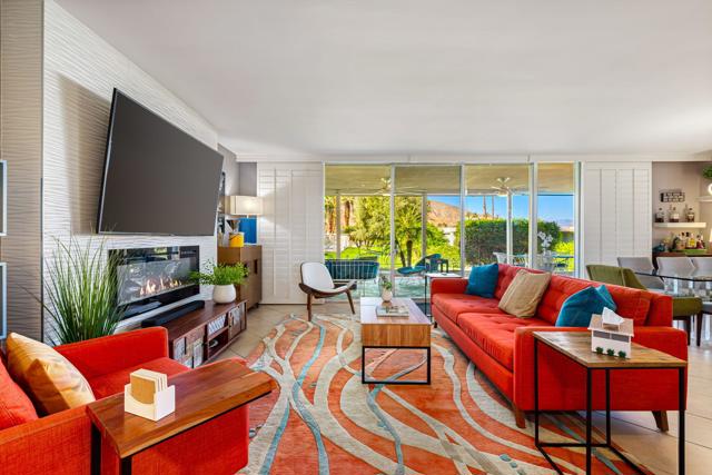 46123 Highway 74, Palm Desert CA: https://media.crmls.org/mediaz/ec9c1cd7-faa2-49a2-a43f-10b092de04e2.jpg