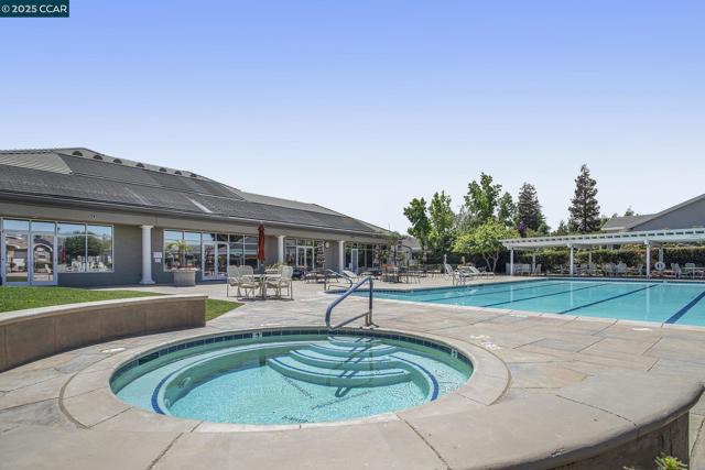 1783 Rubidoux Ter, Brentwood CA: https://media.crmls.org/mediaz/ec9c9974-ff2f-47c5-83f3-915f549ac316.jpg