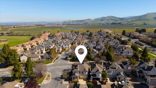 1898 Bradbury Street, Salinas CA: https://media.crmls.org/mediaz/ec9cd5e0-816b-4ac7-9189-e68c2e840707.jpg