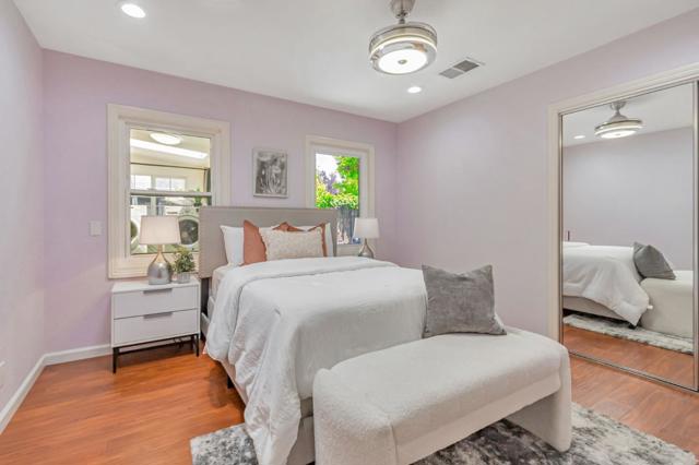 580 N Bayview Avenue, Sunnyvale CA: https://media.crmls.org/mediaz/ec9dc8c7-35d6-44c9-b053-f964bdef92e5.jpg
