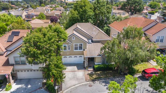17992 Hillwood Lane, Morgan Hill CA: https://media.crmls.org/mediaz/ec9e388b-d4c8-483b-bb22-b0d10f48a278.jpg