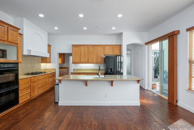 14694 Via Monteverde, San Diego CA: https://media.crmls.org/mediaz/ec9e5a8f-0441-42f0-b6a6-3ff24e8e08a3.jpg