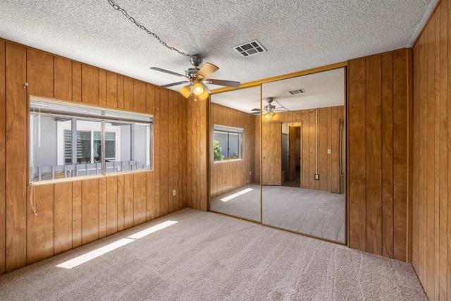 9255 N Magnolia Avenue, Santee CA: https://media.crmls.org/mediaz/ec9eb2c6-fe67-4539-b6ff-2ab3273c7403.jpg