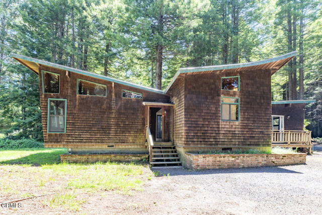 Detail Gallery Image 4 of 45 For 32371 Middle Ridge Rd, Albion,  CA 95410 - 3 Beds | 2 Baths