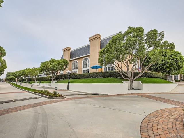 Detail Gallery Image 40 of 47 For 7429 via De Fortuna, Carlsbad,  CA 92009 - 3 Beds | 3 Baths