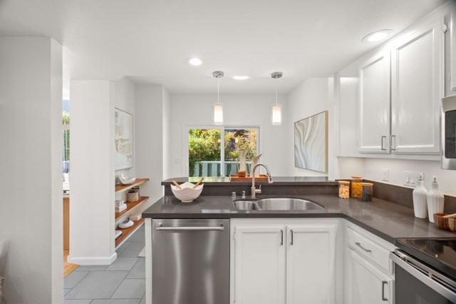 462 Mountain Laurel Court, Mountain View CA: https://media.crmls.org/mediaz/ec9fbce8-a12a-4baf-b2f0-dac3c1625eb4.jpg