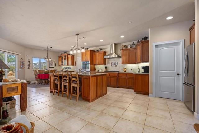 Detail Gallery Image 13 of 60 For 10204 Mount Olympus Valley Rd Rd, Fallbrook,  CA 92028 - 3 Beds | 2/1 Baths