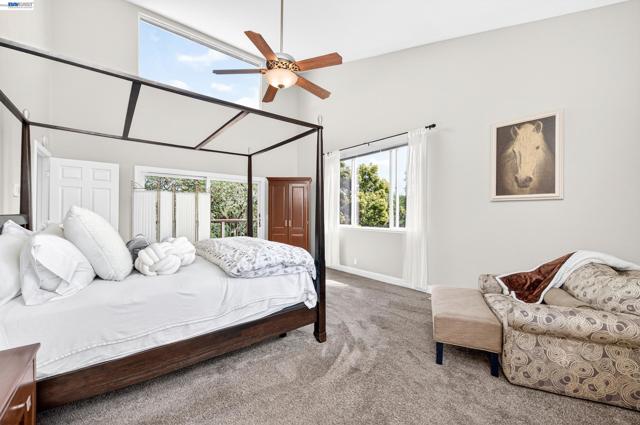 10700 Foothill Rd, Sunol CA: https://media.crmls.org/mediaz/eca26dbd-fee5-4219-8afa-e930c363afc6.jpg