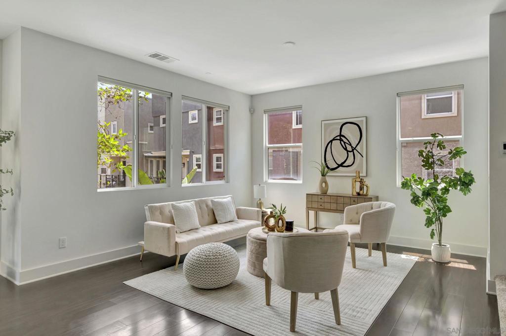 MLS #250036942SD image #12