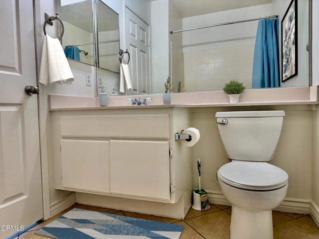 44543 Tarragon Drive, Lancaster CA: https://media.crmls.org/mediaz/eca48b29-ce8a-43e3-a477-17e846b688fe.jpg