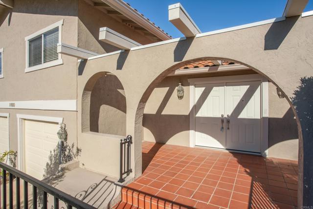 Detail Gallery Image 3 of 48 For 11000 Meadow Glen Way East, Escondido,  CA 92026 - 3 Beds | 2/1 Baths