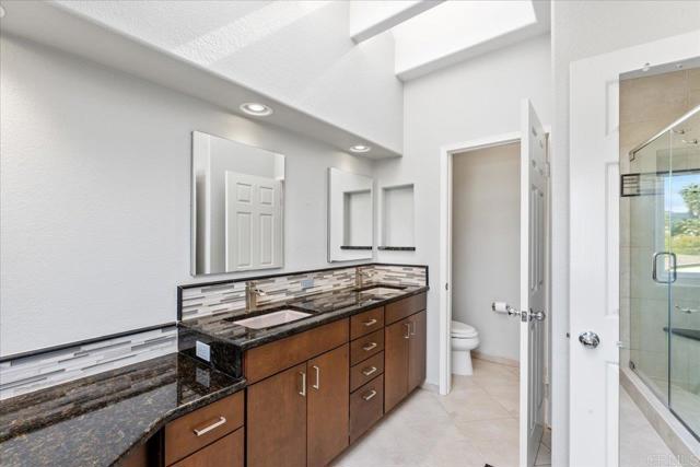 Detail Gallery Image 15 of 22 For 1754 Deavers Dr, San Marcos,  CA 92069 - 4 Beds | 2/1 Baths