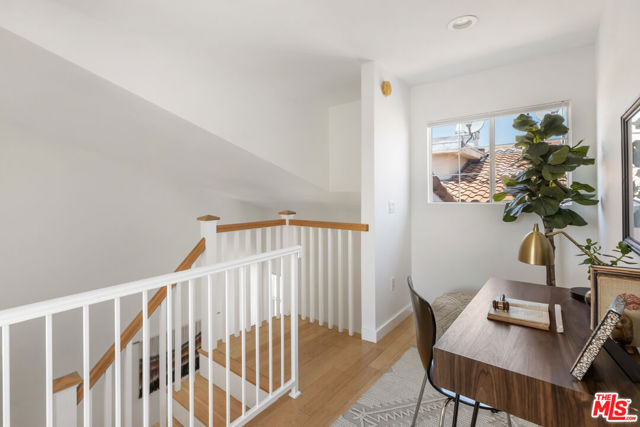 11536 Burbank Boulevard, North Hollywood CA: https://media.crmls.org/mediaz/eca6693a-2fc4-4ebf-86c0-f0587b3aed5d.jpg