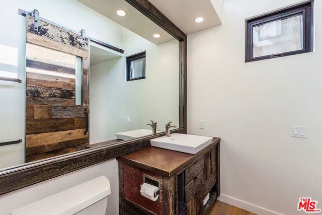 15 Paradise Cove Road photo 5