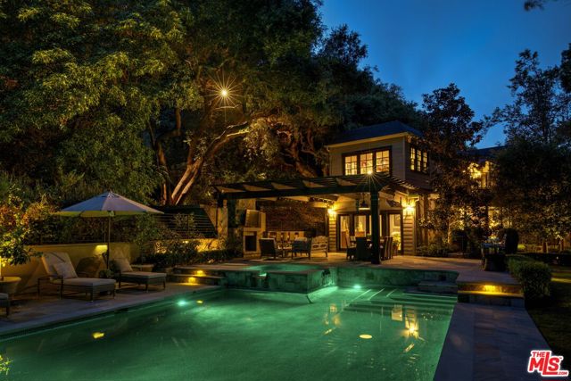 1857 Benedict Canyon Drive, Beverly Hills CA: https://media.crmls.org/mediaz/eca70757-3a7d-491a-a393-02c49c2ad5f0.jpg