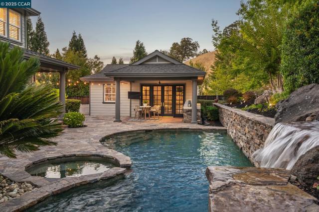 51 Brightwood Cir, Danville CA: https://media.crmls.org/mediaz/eca74dfb-86c8-4876-aa94-f6db7680b0f0.jpg