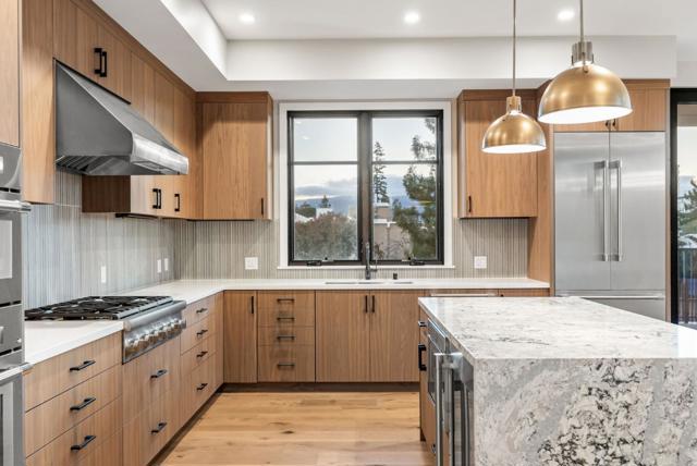 231 Hope Street, Mountain View CA: https://media.crmls.org/mediaz/eca792bc-cf1d-426c-afcb-6ef1dc791842.jpg