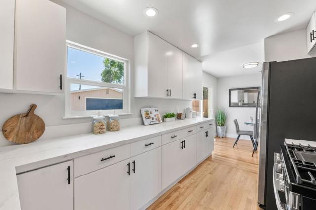 4172 Will Rogers Drive, San Jose CA: https://media.crmls.org/mediaz/eca7fb0a-f5e4-462e-a76e-871f912c54dd.jpg