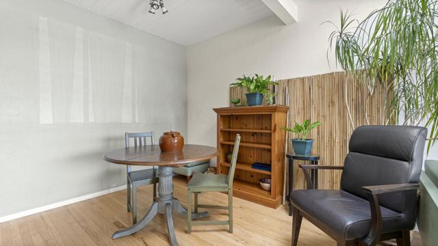 848 Kenneth Avenue, Campbell CA: https://media.crmls.org/mediaz/ecaa9324-a491-4ac2-8a34-5b23bfa3d0b8.jpg
