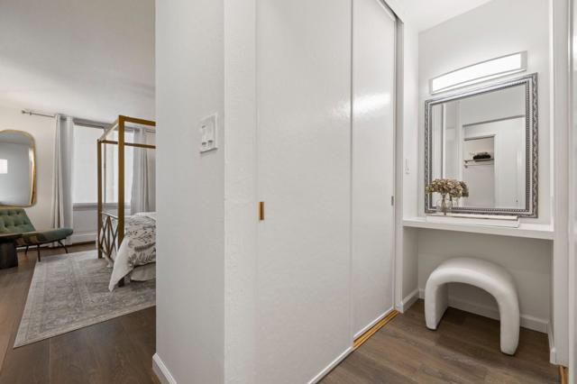 300 Davey Glen Road, Belmont CA: https://media.crmls.org/mediaz/ecaaca35-7151-4036-b405-2d49e3a4f2b2.jpg