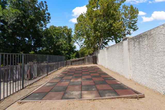 2190 Glarner Street, Hollister CA: https://media.crmls.org/mediaz/ecab4fa4-ff1f-4286-aab1-92bc945ea08c.jpg