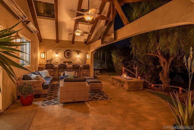 14298 Ipava Dr, Poway CA: https://media.crmls.org/mediaz/ecabd131-2397-4e44-b462-e9661daa1d4b.jpg